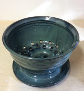 pottery berry bowl